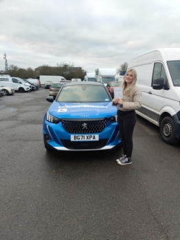 Congratulations to Elli on passing her driving test on the 27th January 2023... Well done 👍